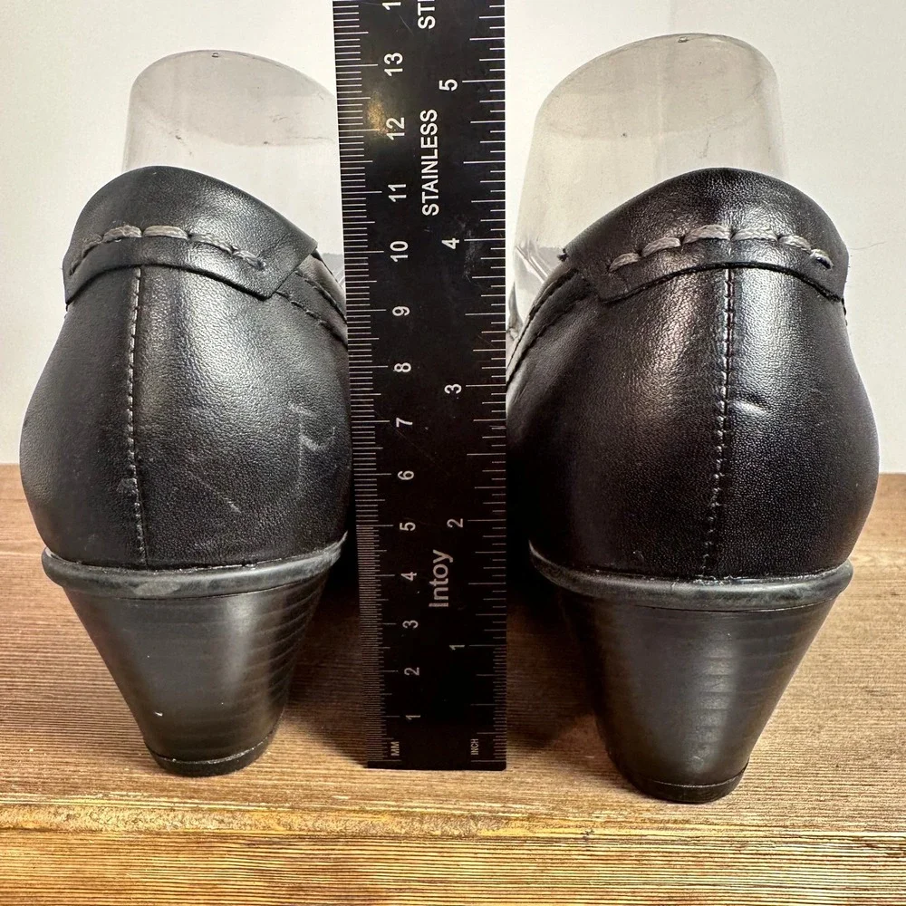 Earth Wanderlust T-Strap Mary Jane Comfort Heels Leather Two Tone 8.5B Academia